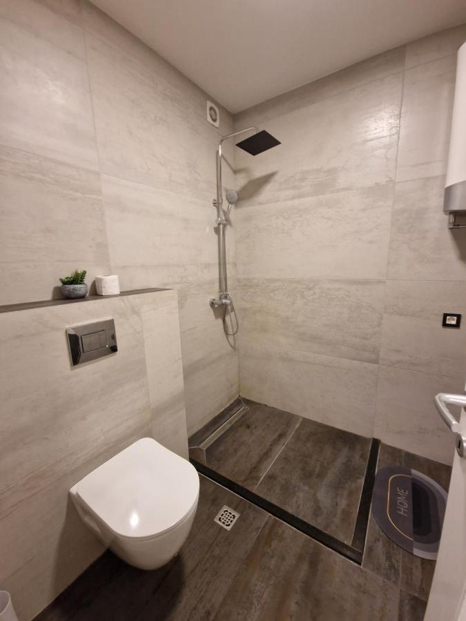 Wellness Apartment Black-White Široki Brijeg المظهر الخارجي الصورة